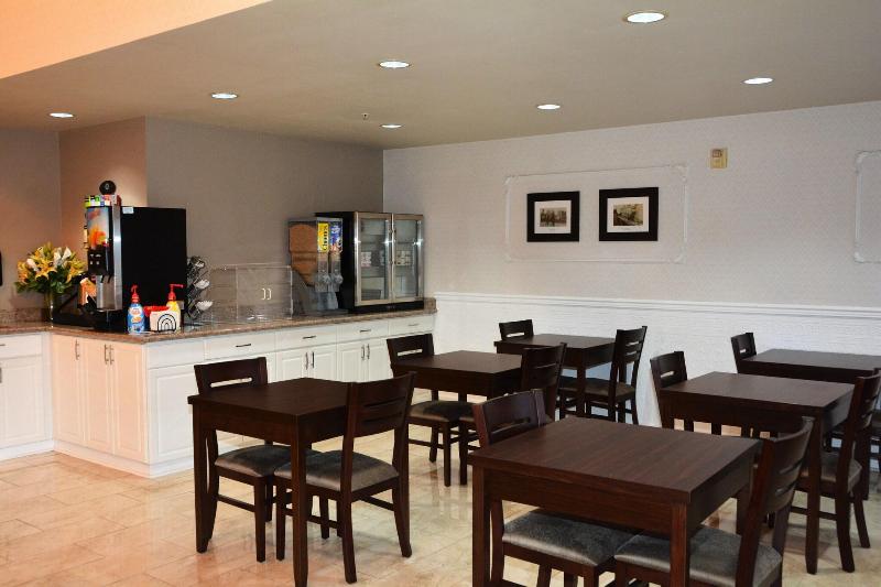 FairBridge Inn & Suites DuPont image