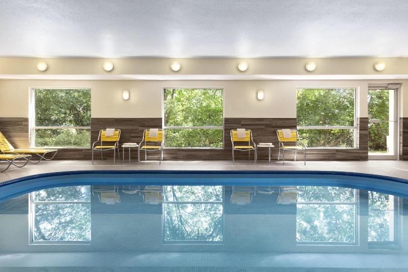 Fairfield Inn Racine image