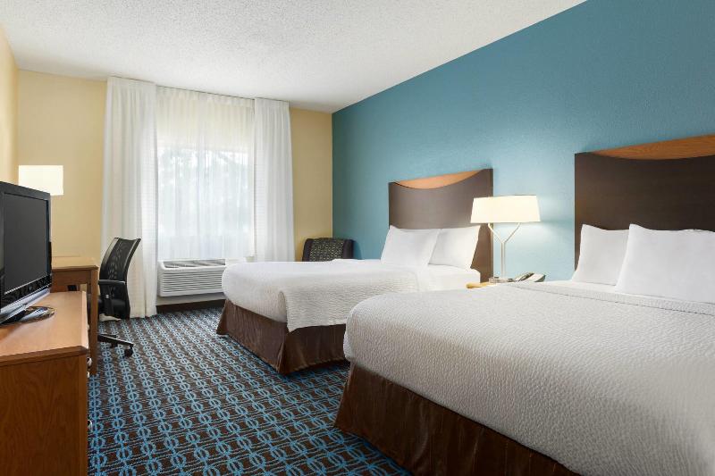 Fairfield Inn Racine image