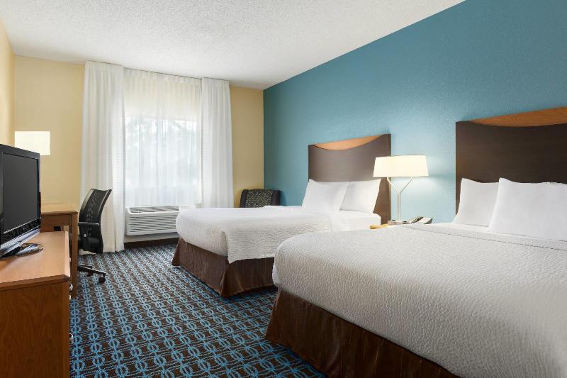 Fairfield Inn Racine image