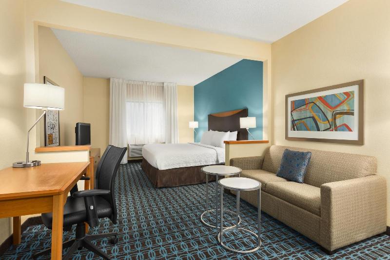 Fairfield Inn Racine image