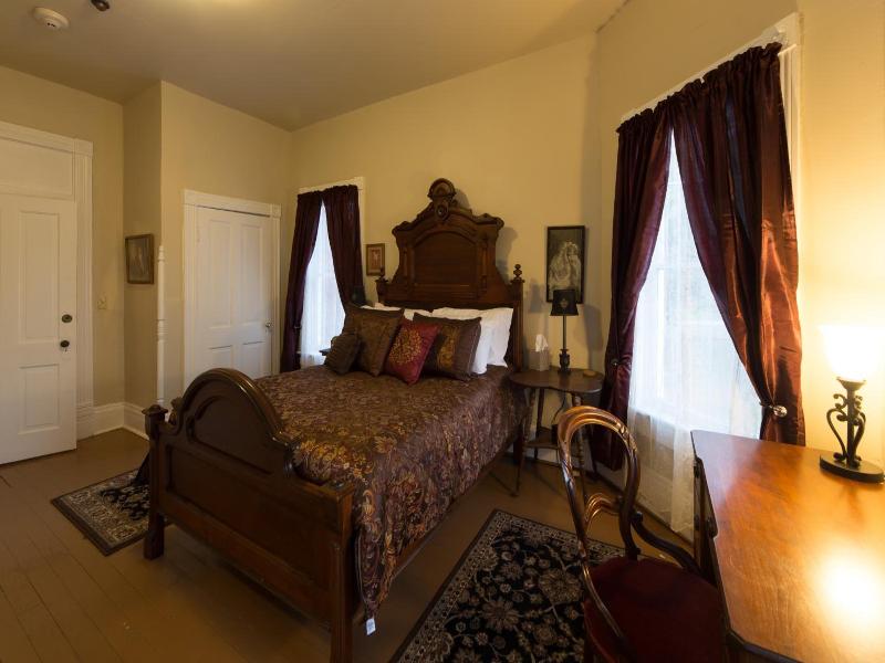 Grand Victorian Inn image