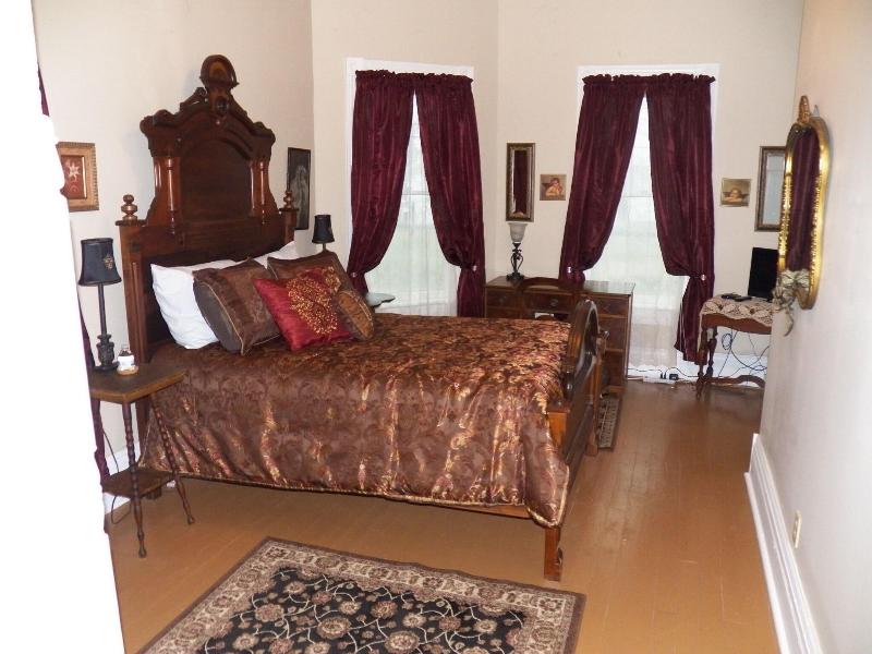 Grand Victorian Inn image