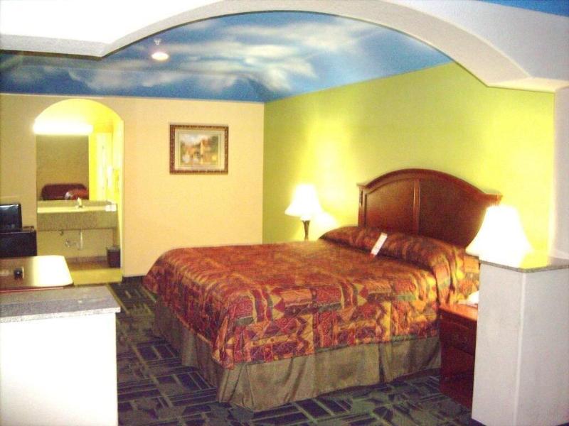 Regency Inn image