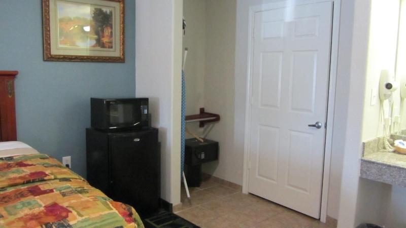 Regency Inn image