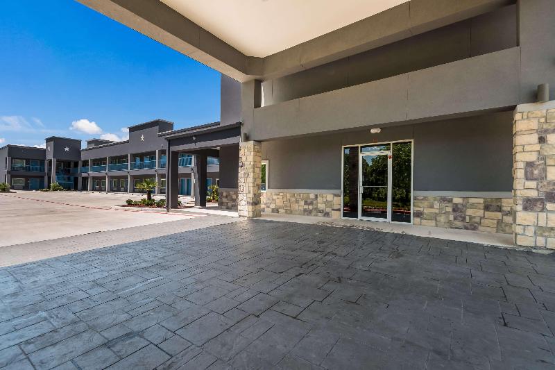 Americas Best Value Inn & Suites Porter North Hous image