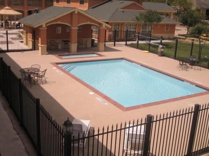 Executive Inn