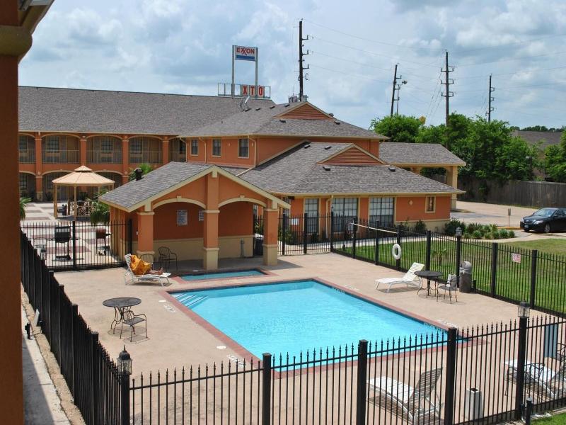 Executive Inn