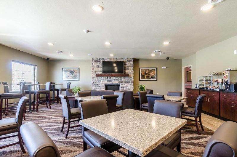 Cobblestone Inn & Suites - Ord image 1