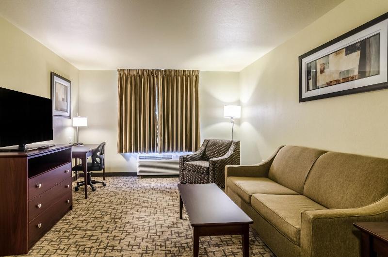 Cobblestone Inn & Suites - Ord image 4