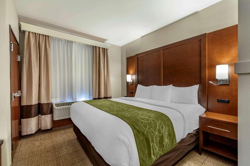 Hotel Comfort Suites Grand Island