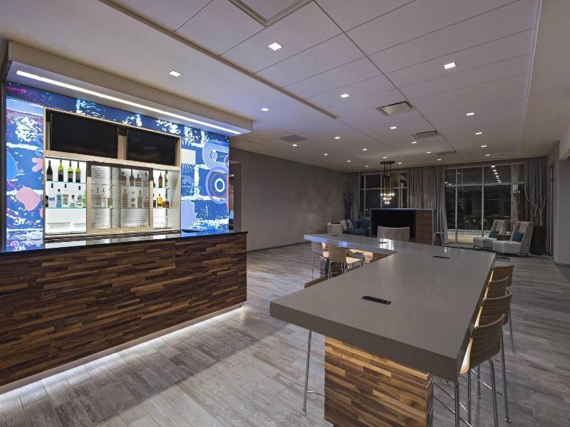 Courtyard by Marriott St. Louis Brentwood image