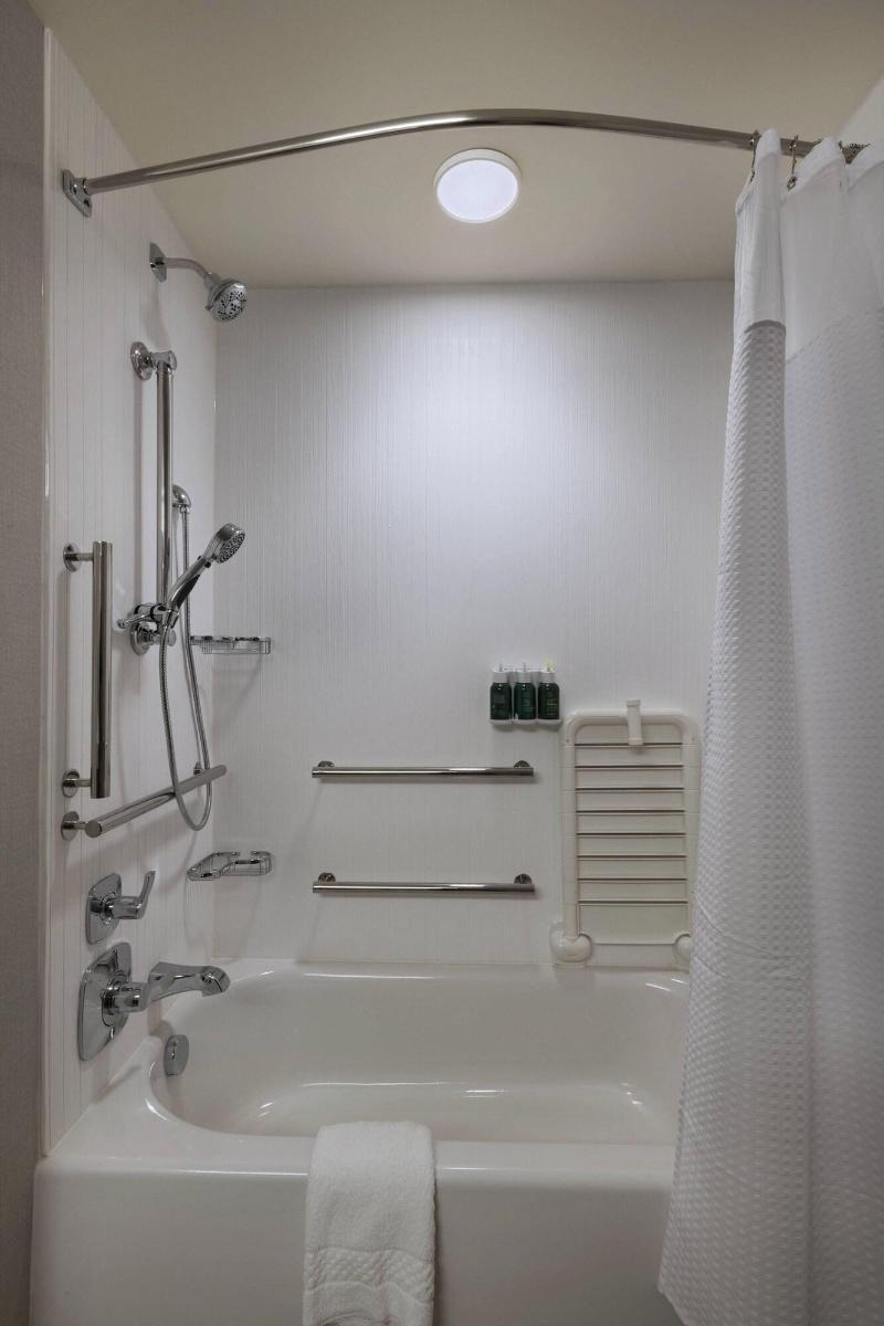 Courtyard by Marriott St. Louis Brentwood image
