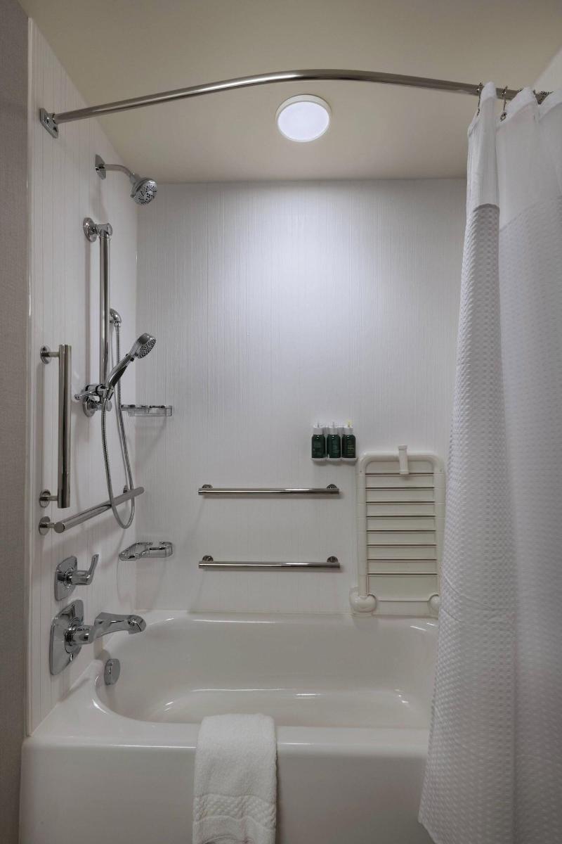 Courtyard by Marriott St. Louis Brentwood image