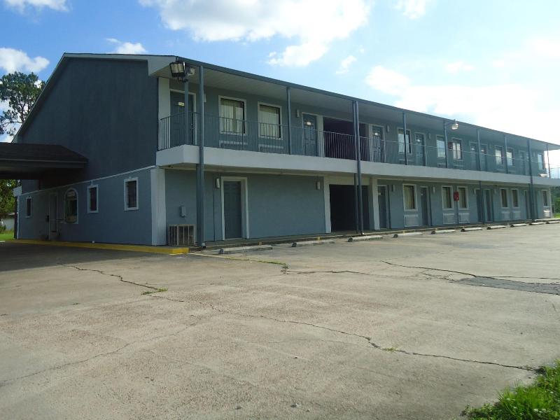 Economy Inn