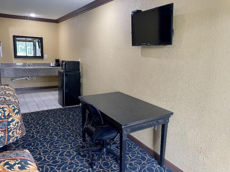 Economy Inn — photo 11
