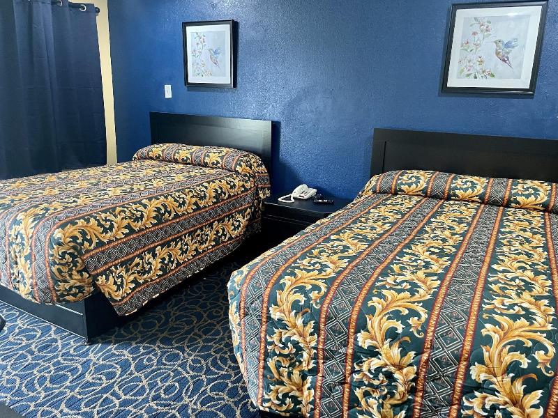 Economy Inn — photo 10