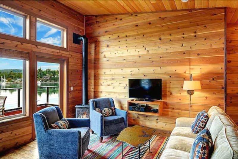 Snug Harbor Resort image