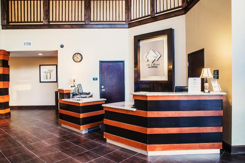 Three Rivers Inn & Suites