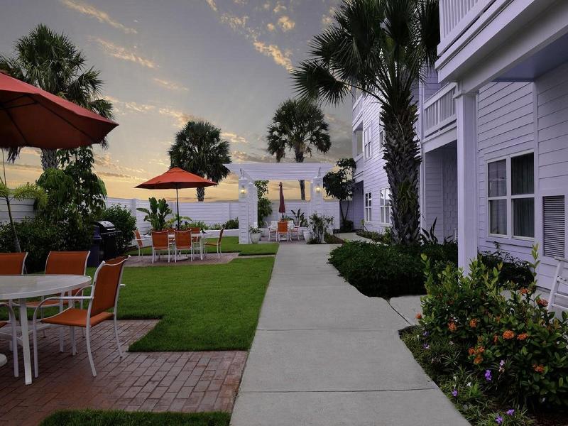 Lighthouse Inn At Aransas Bay