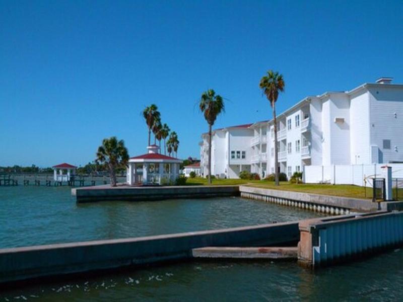 Lighthouse Inn At Aransas Bay