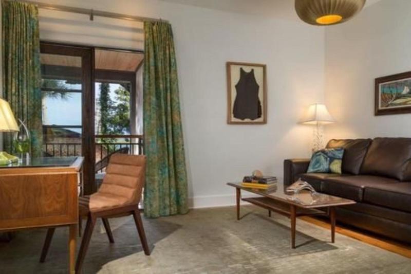Black Dolphin Inn image
