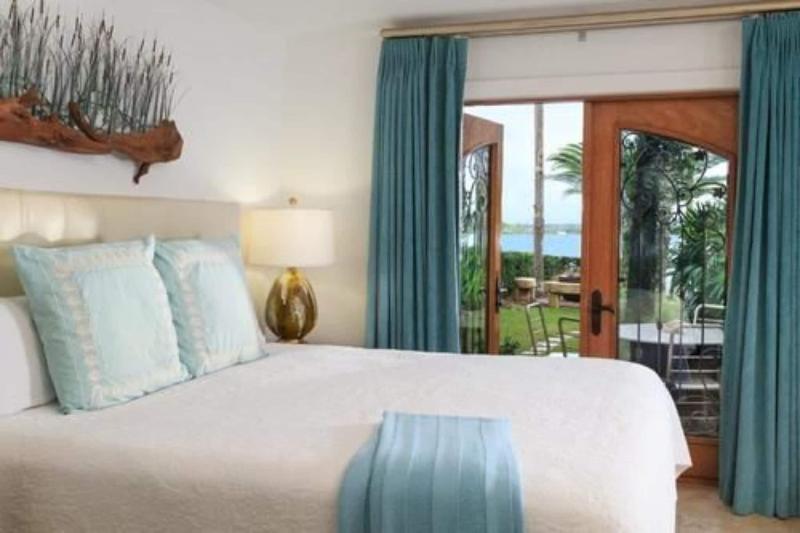 Black Dolphin Inn image