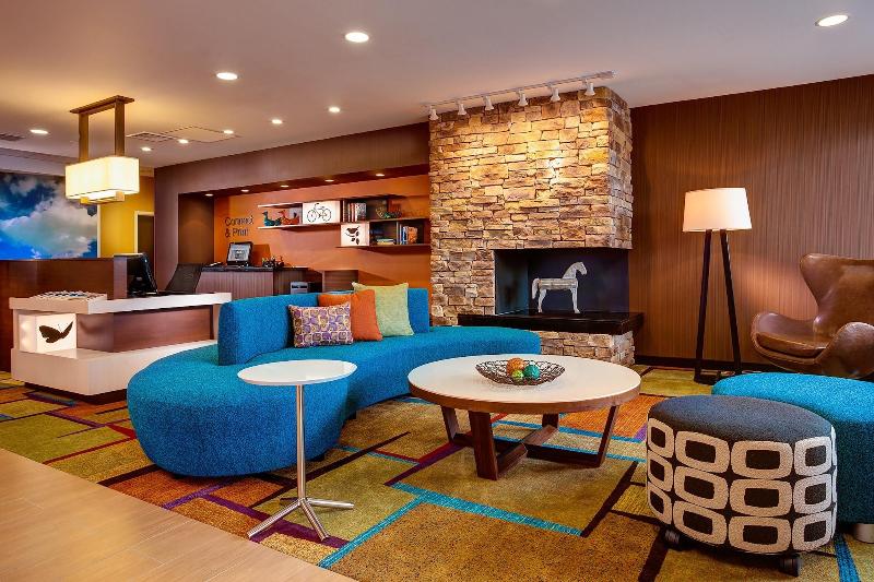 Fairfield Inn & Suites by Marriott Lincoln Crete image