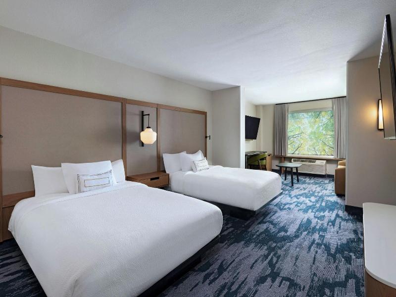 Fairfield Inn & Suites by Marriott Lincoln Crete image