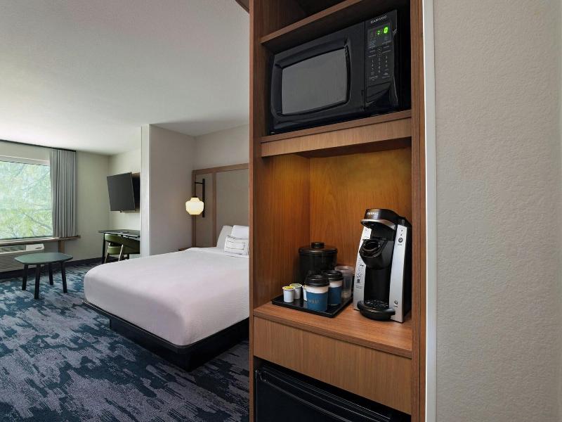 Fairfield Inn & Suites by Marriott Lincoln Crete image