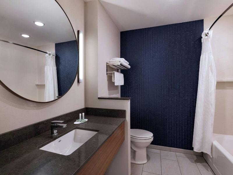 Fairfield Inn & Suites by Marriott Lincoln Crete image