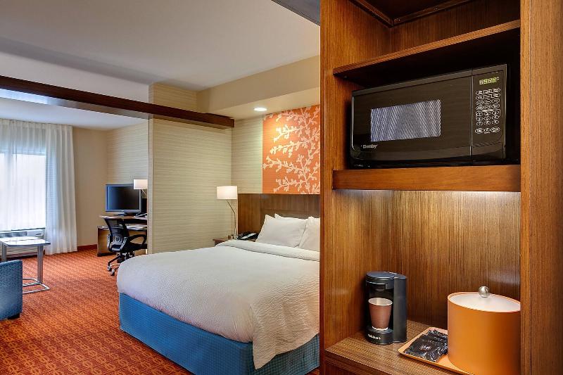 Fairfield Inn & Suites by Marriott Lincoln Crete image