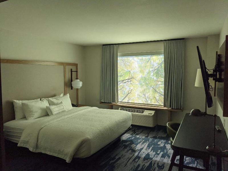 Fairfield Inn & Suites by Marriott Lincoln Crete image