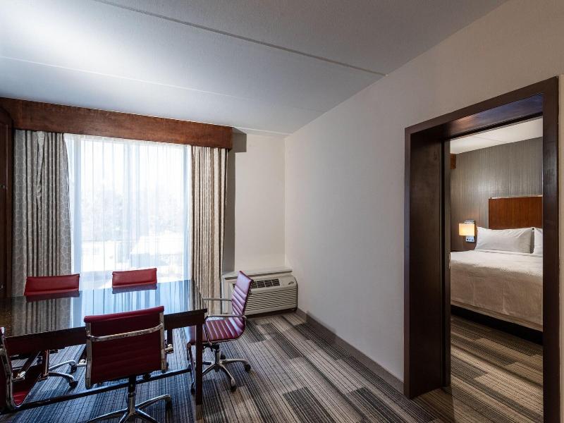 Four Points By Sheraton Atlanta Airport West image