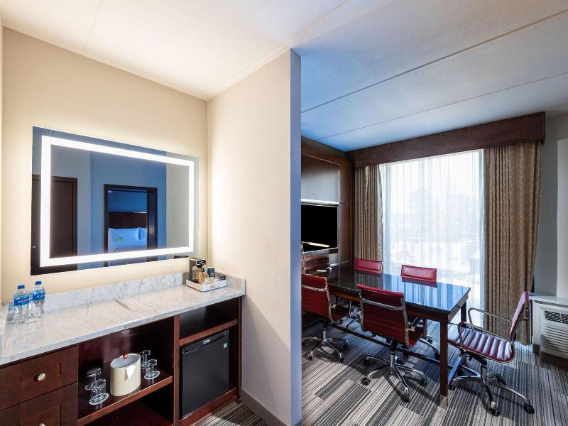 Four Points By Sheraton Atlanta Airport West image