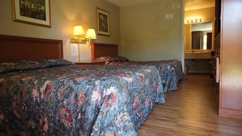 Executive Inn & Suites image