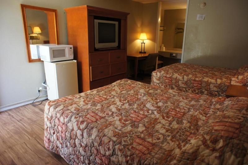 Executive Inn & Suites image