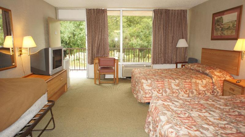 Executive Inn & Suites image
