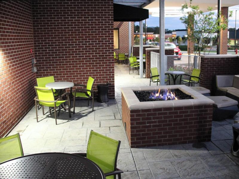 SpringHill Suites Baltimore White Marsh/Middle Riv image