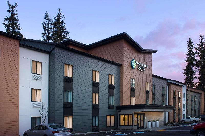 Woodspring Suites Seattle Redmond image
