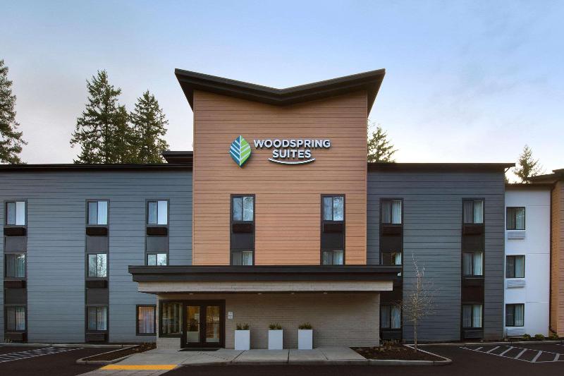 Woodspring Suites Seattle Redmond image