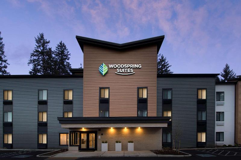 Woodspring Suites Seattle Redmond image