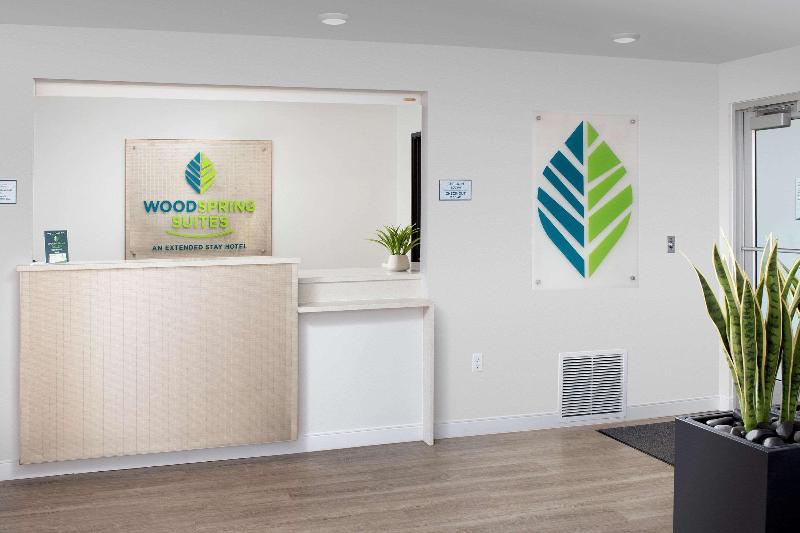 Woodspring Suites Seattle Redmond image