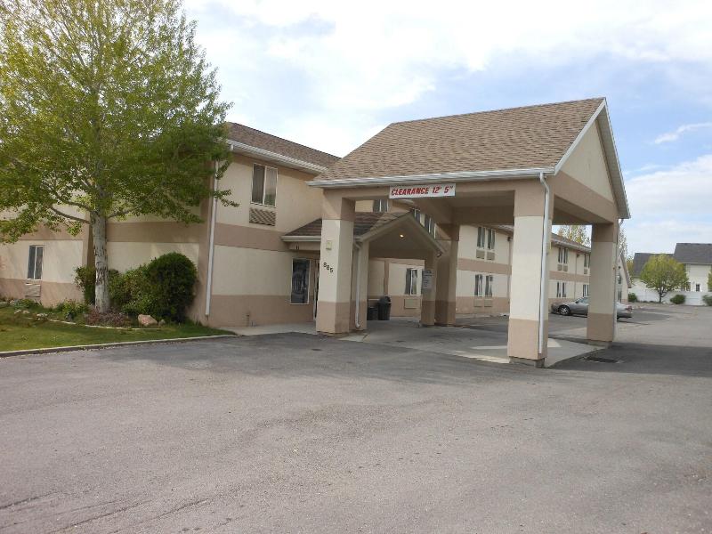 Economy Inn image 4