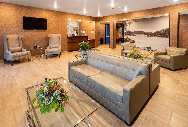 Cobblestone Inn & Suites - Fairfield Bay image