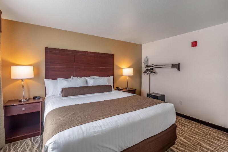 Cobblestone Inn & Suites - Fairfield Bay image
