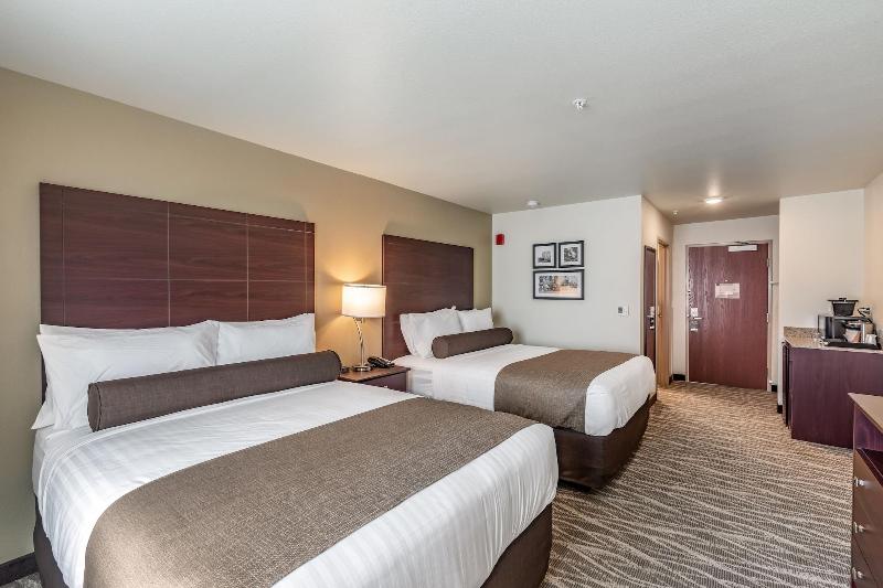 Cobblestone Inn & Suites - Fairfield Bay image