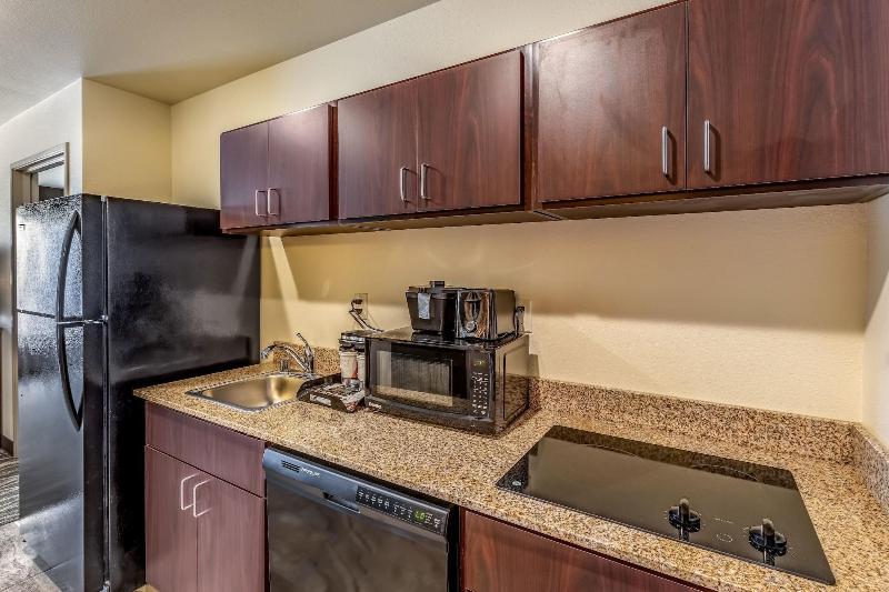 Cobblestone Inn & Suites - Fairfield Bay image
