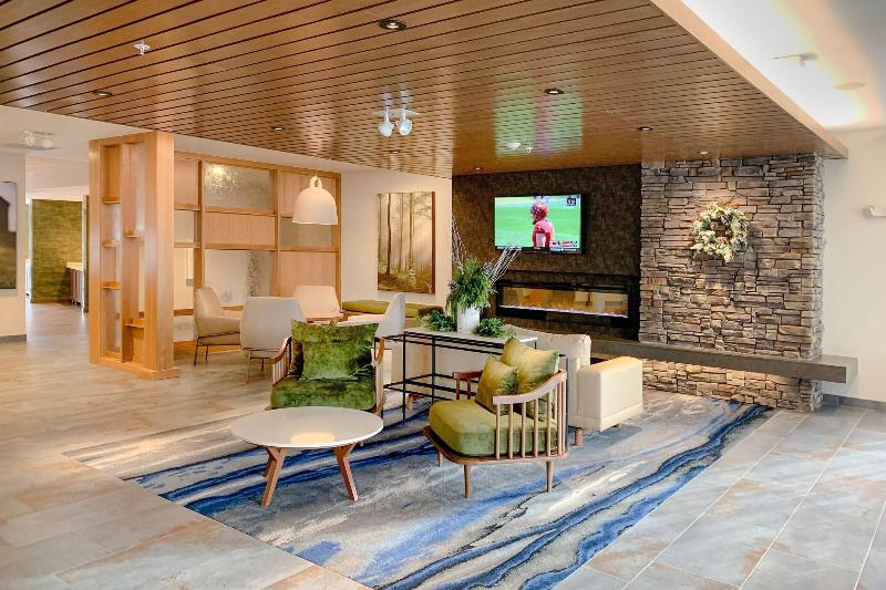 Fairfield Inn And Suites By Marriott Northfield image
