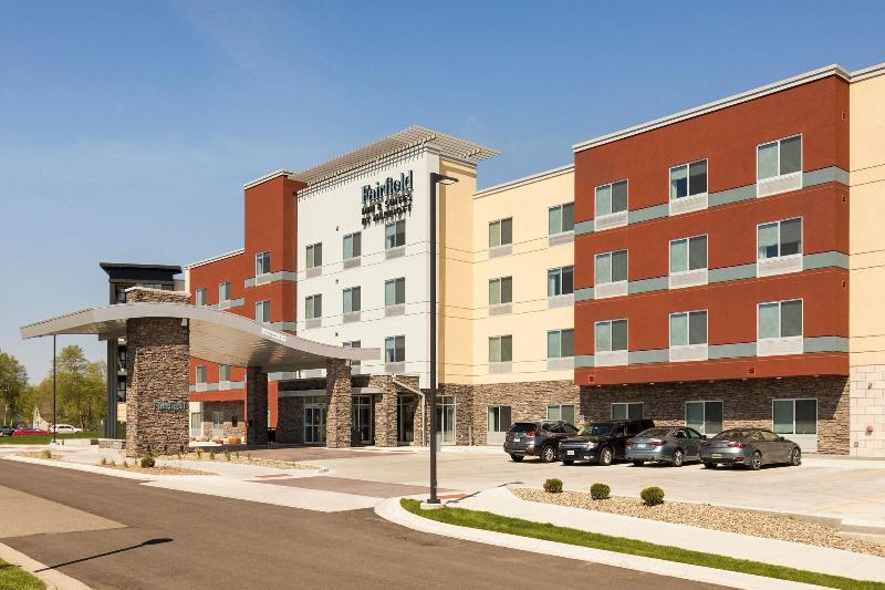 Fairfield Inn And Suites By Marriott Northfield image
